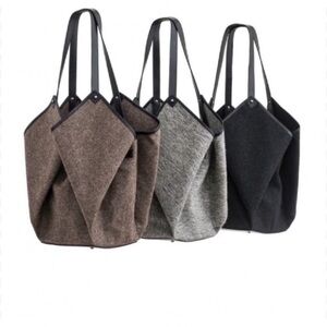 EVA BLUT Corolla Loden Blossomshaped origami leather bag